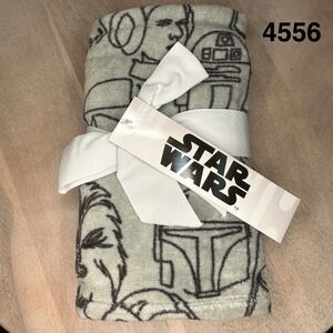Star Wars Hand Towels 2 Pack Grey Black Character Sketch Princess Leia R2-D2 NEW